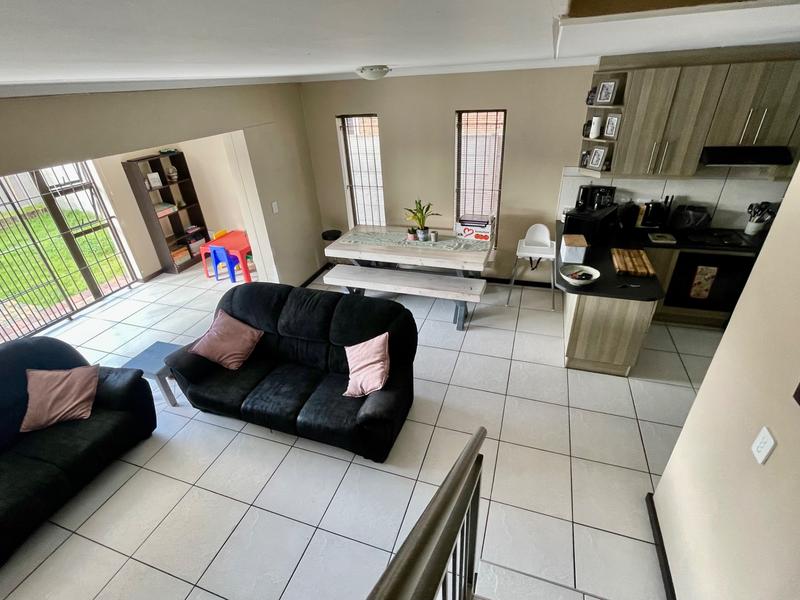 To Let 3 Bedroom Property for Rent in Protea Heights Western Cape